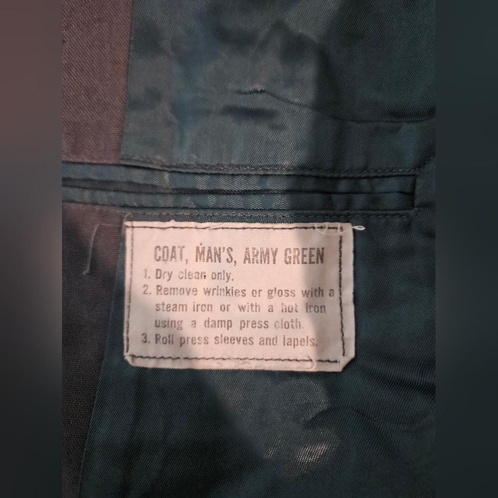 U.S. Army Gray Blazer with Gold Buttons - Picture 7 of 9